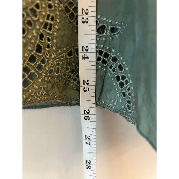 Gold Hawk 100% silk boho eyelet skirt olive green sz L lagenlook - Picture 6 of 7